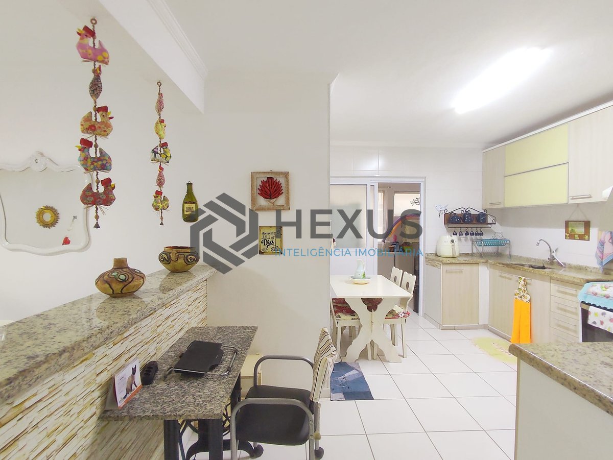 Foto 19 de Apartamento reformado na Praia das Asturias, Guaruja