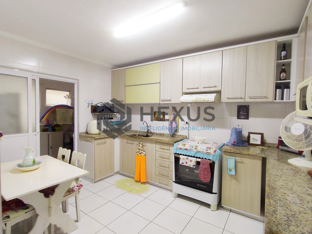Foto 20 de Apartamento reformado na Praia das Asturias, Guaruja