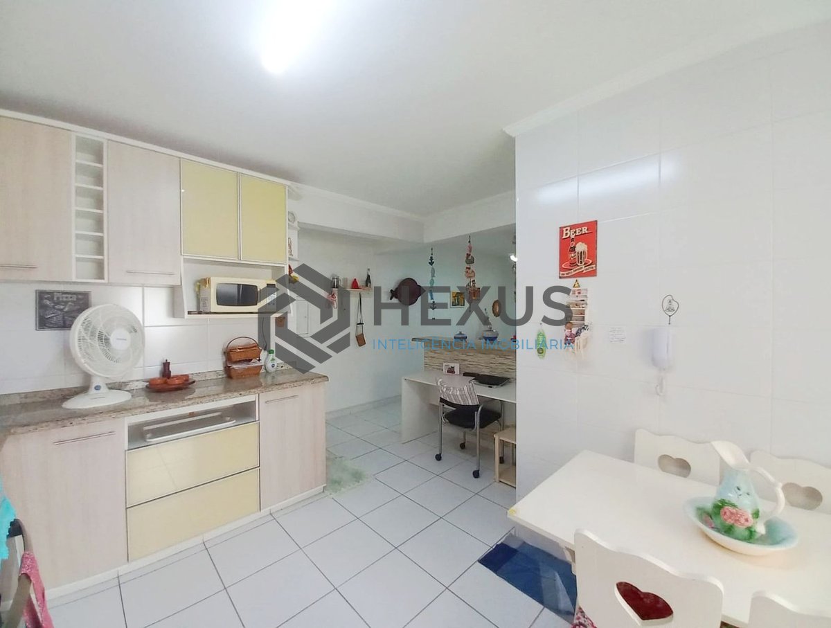 Foto 25 de Apartamento reformado na Praia das Asturias, Guaruja