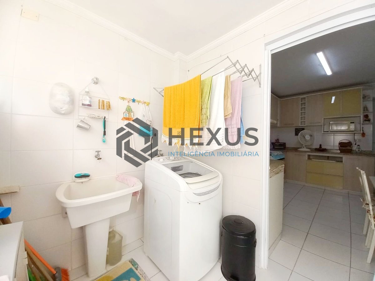 Foto 26 de Apartamento reformado na Praia das Asturias, Guaruja