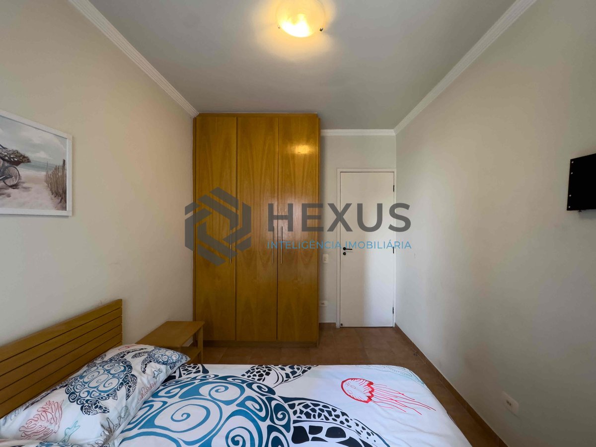 Foto 17 de Apartamento com varanda e lazer na beira mar da Praia das Pitangueiras, Guaruja