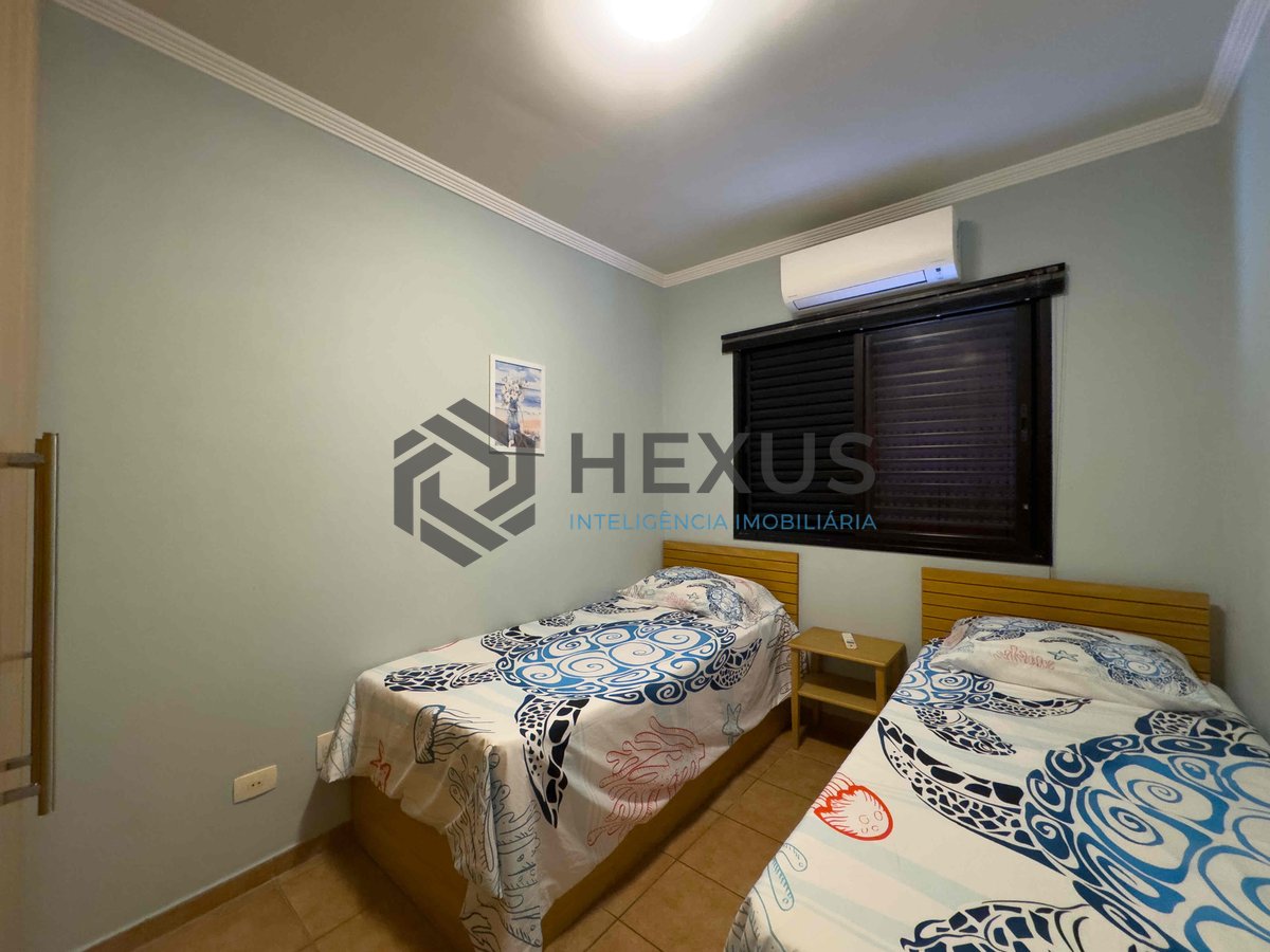 Foto 18 de Apartamento com varanda e lazer na beira mar da Praia das Pitangueiras, Guaruja