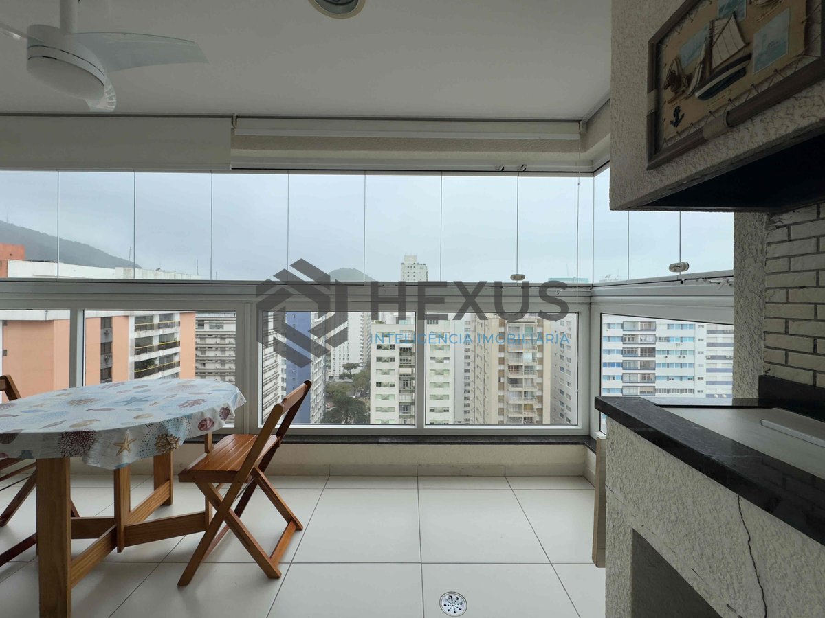 Foto 12 de Apartamento com varanda gourmet a uma quadra da Praia das Pitangueiras, Guaruja