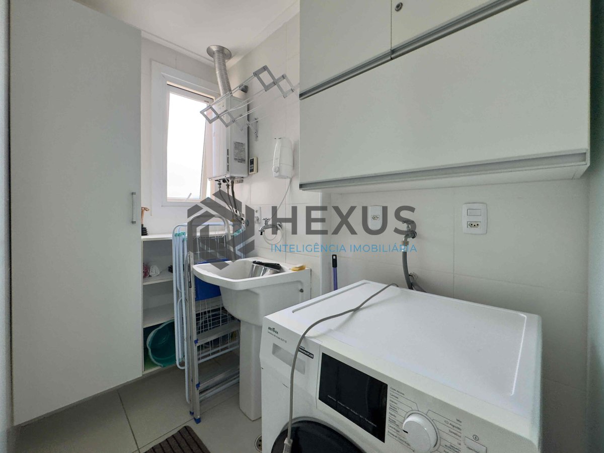 Foto 30 de Apartamento com varanda gourmet a uma quadra da Praia das Pitangueiras, Guaruja