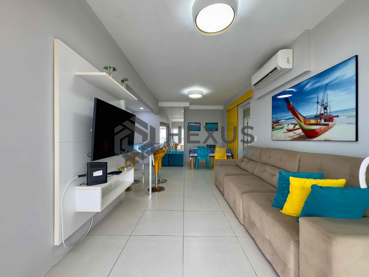 Foto 4 de Apartamento com varanda gourmet a uma quadra da Praia das Pitangueiras, Guaruja