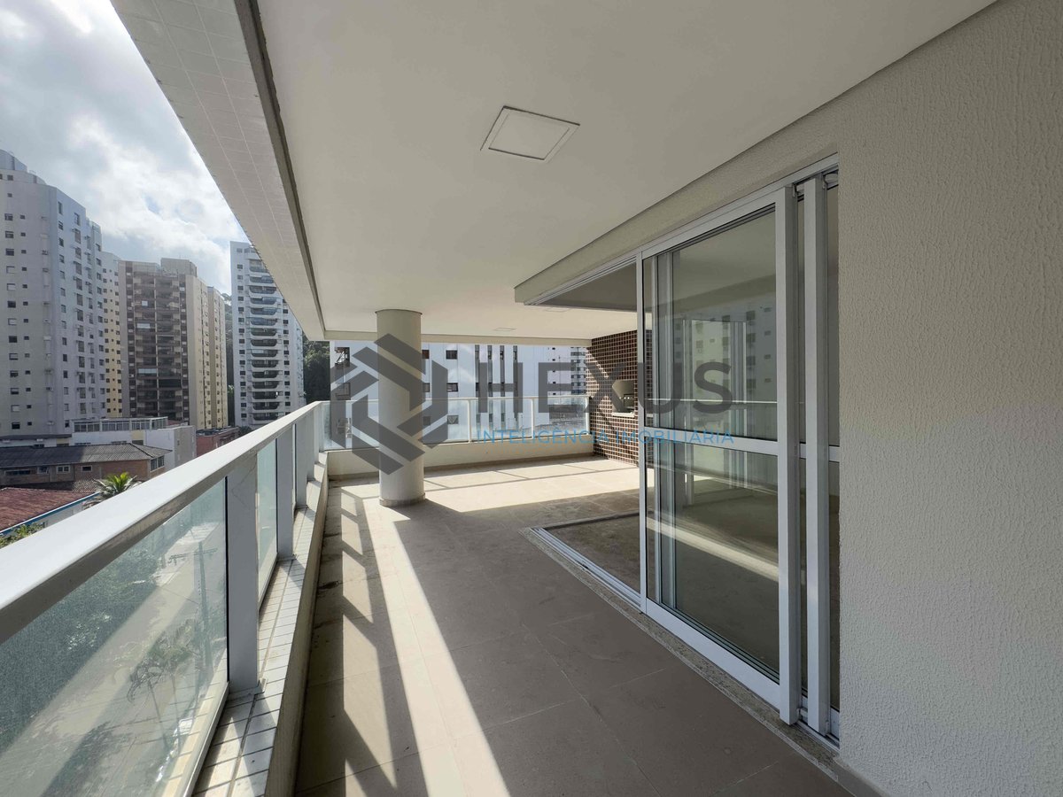 Foto 6 de Apartamento com varanda gourmet em prédio novo com lazer na Praia das Pitangueiras, Guaruja