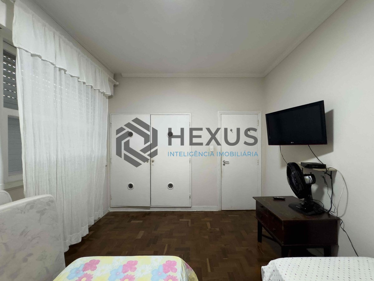 Foto 9 de Apartamento com varanda na quadra mar da Praia das Pitangueiras, Guaruja | Hexus