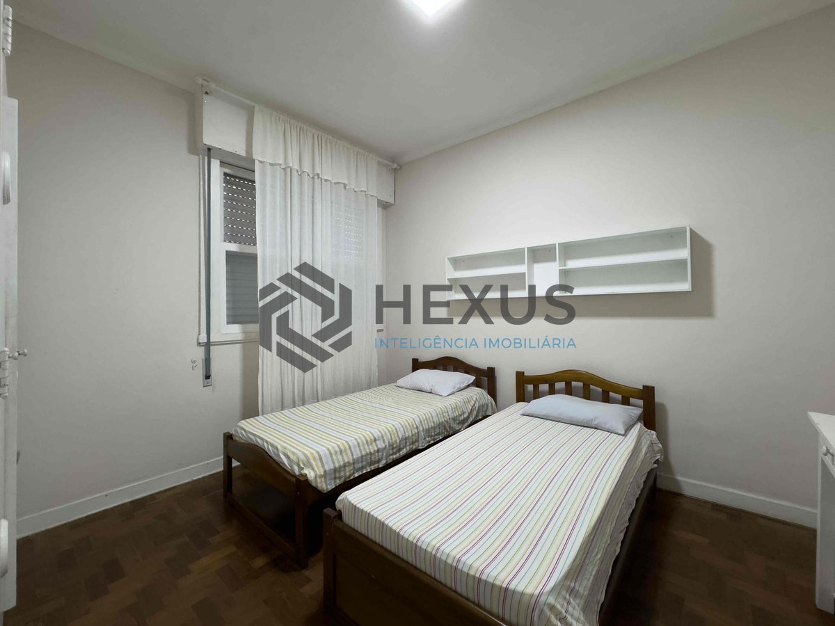 Foto 10 de Apartamento com varanda na quadra mar da Praia das Pitangueiras, Guaruja | Hexus