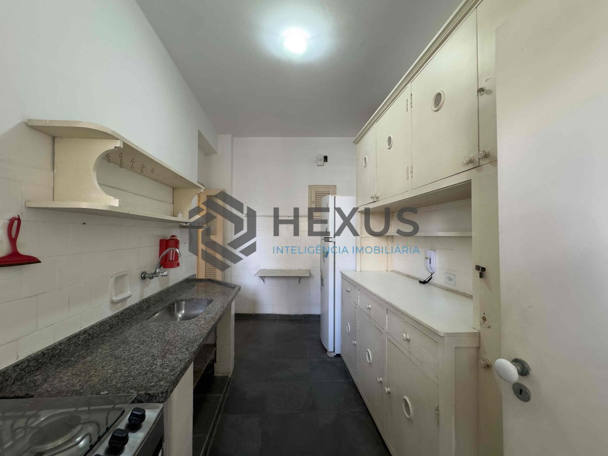Foto 15 de Apartamento com varanda na beira mar da Praia das Pitangueiras, Guaruja