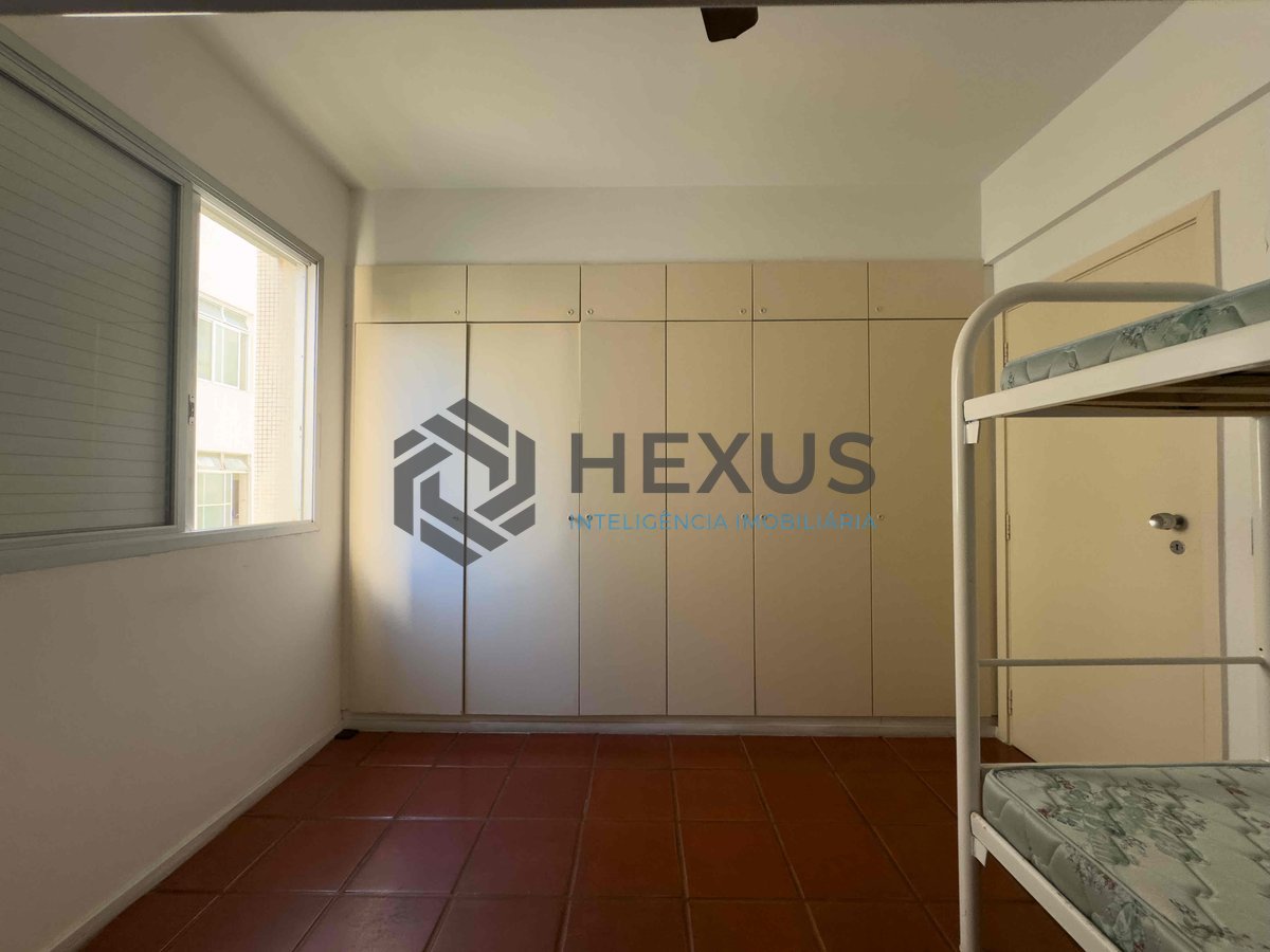 Foto 16 de Apartamento com varanda a duas quadras da Praia das Pitangueiras, Guaruja - Hexus