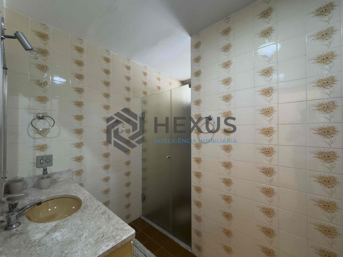 Foto 18 de Apartamento com varanda a duas quadras da Praia das Pitangueiras, Guaruja - Hexus