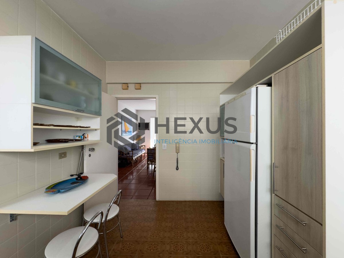 Foto 21 de Apartamento com varanda a duas quadras da Praia das Pitangueiras, Guaruja - Hexus