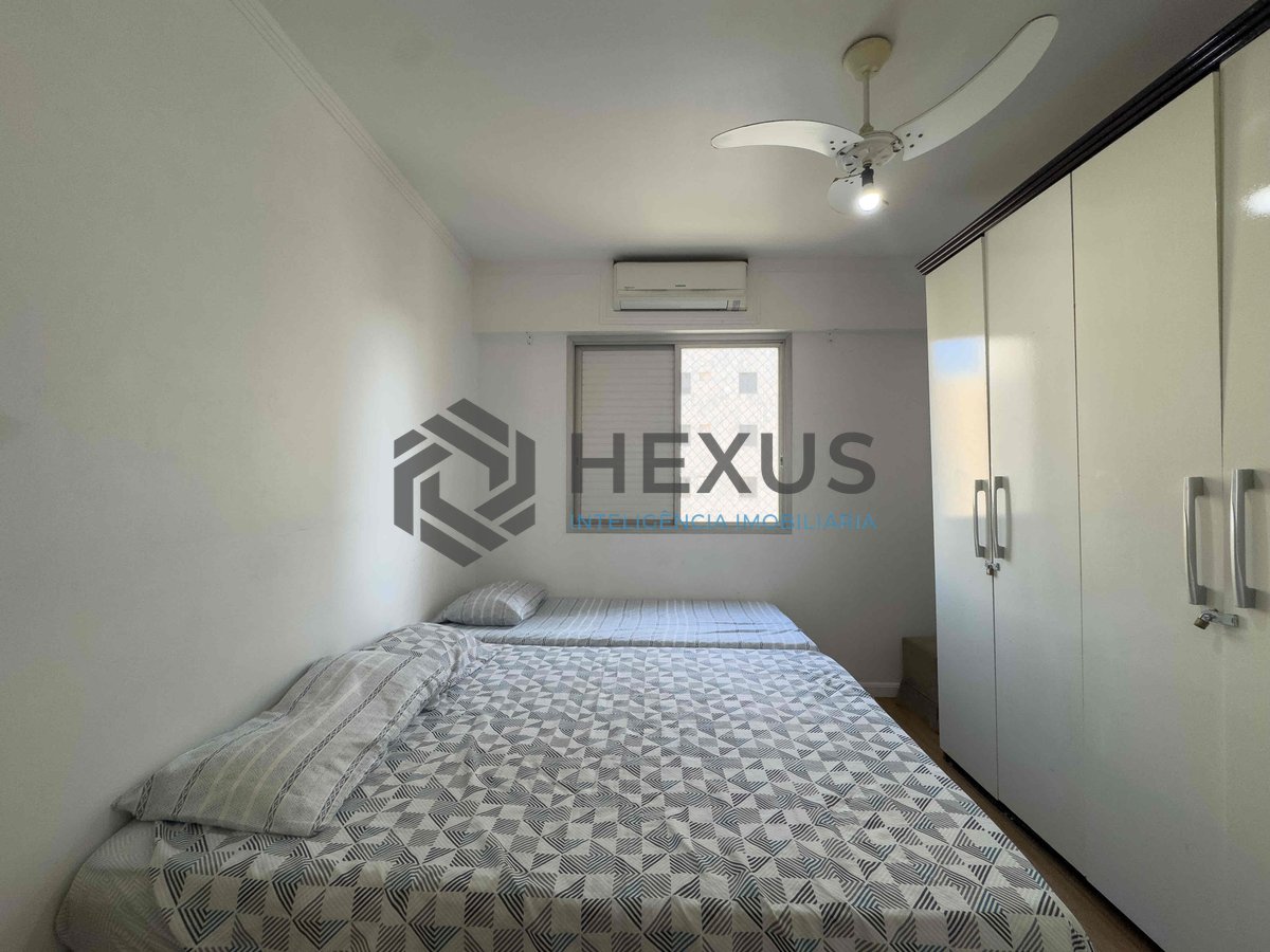 Foto 14 de Apartamento com varanda, reformado, duas quadras da Praia das Pitangueiras, Guaruja - Hexus
