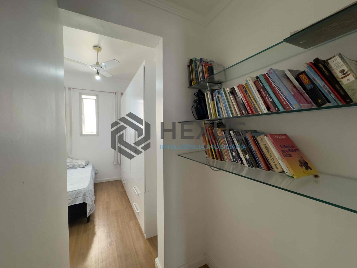 Foto 17 de Apartamento com varanda, reformado, duas quadras da Praia das Pitangueiras, Guaruja - Hexus