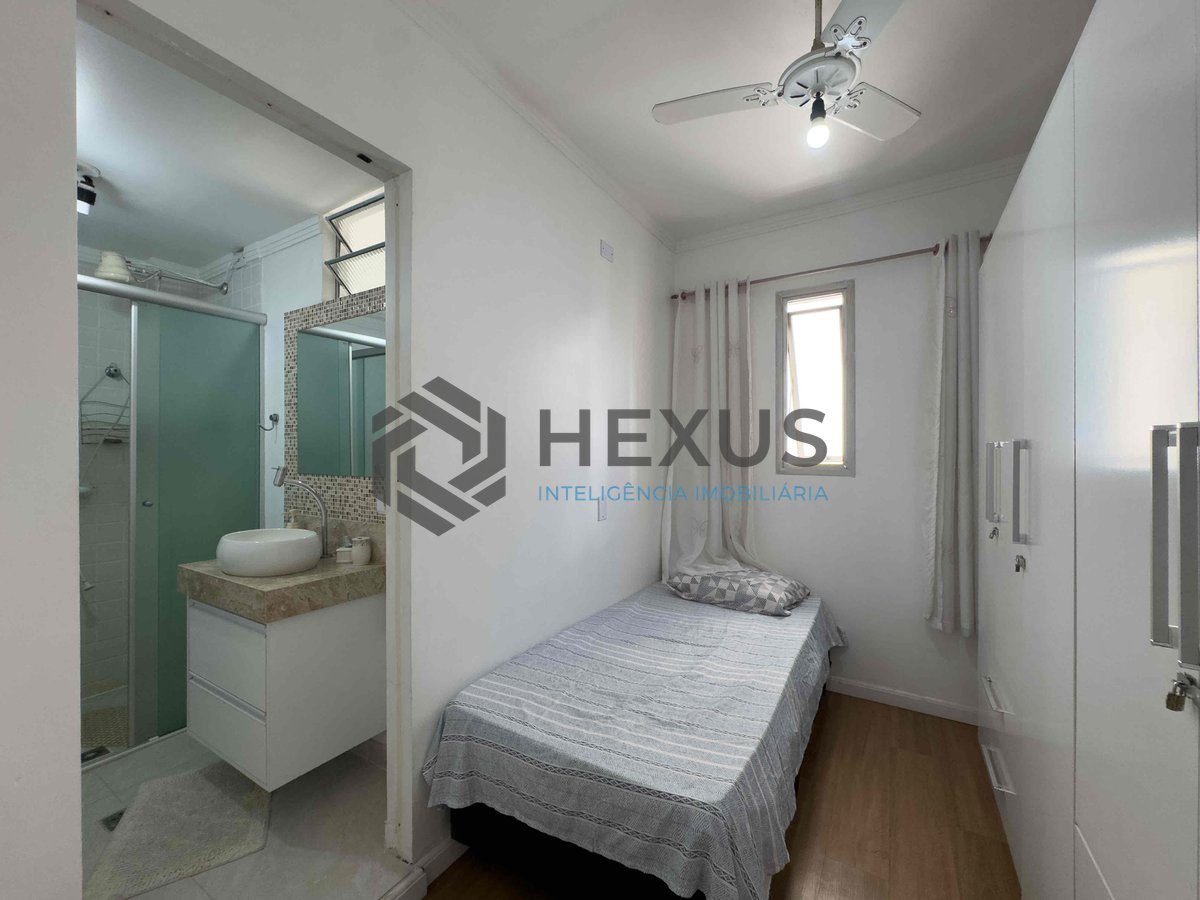 Foto 18 de Apartamento com varanda, reformado, duas quadras da Praia das Pitangueiras, Guaruja - Hexus
