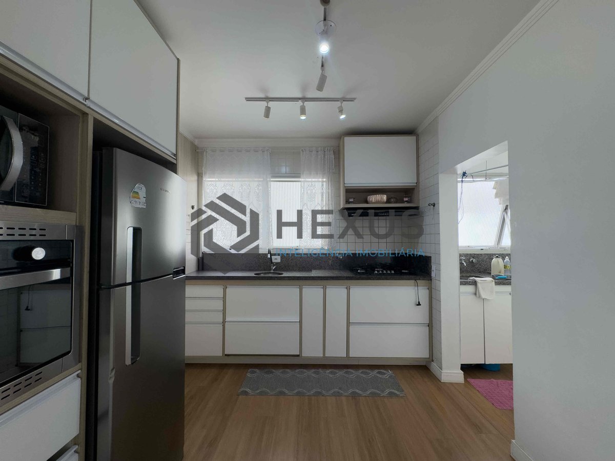 Foto 23 de Apartamento com varanda, reformado, duas quadras da Praia das Pitangueiras, Guaruja - Hexus