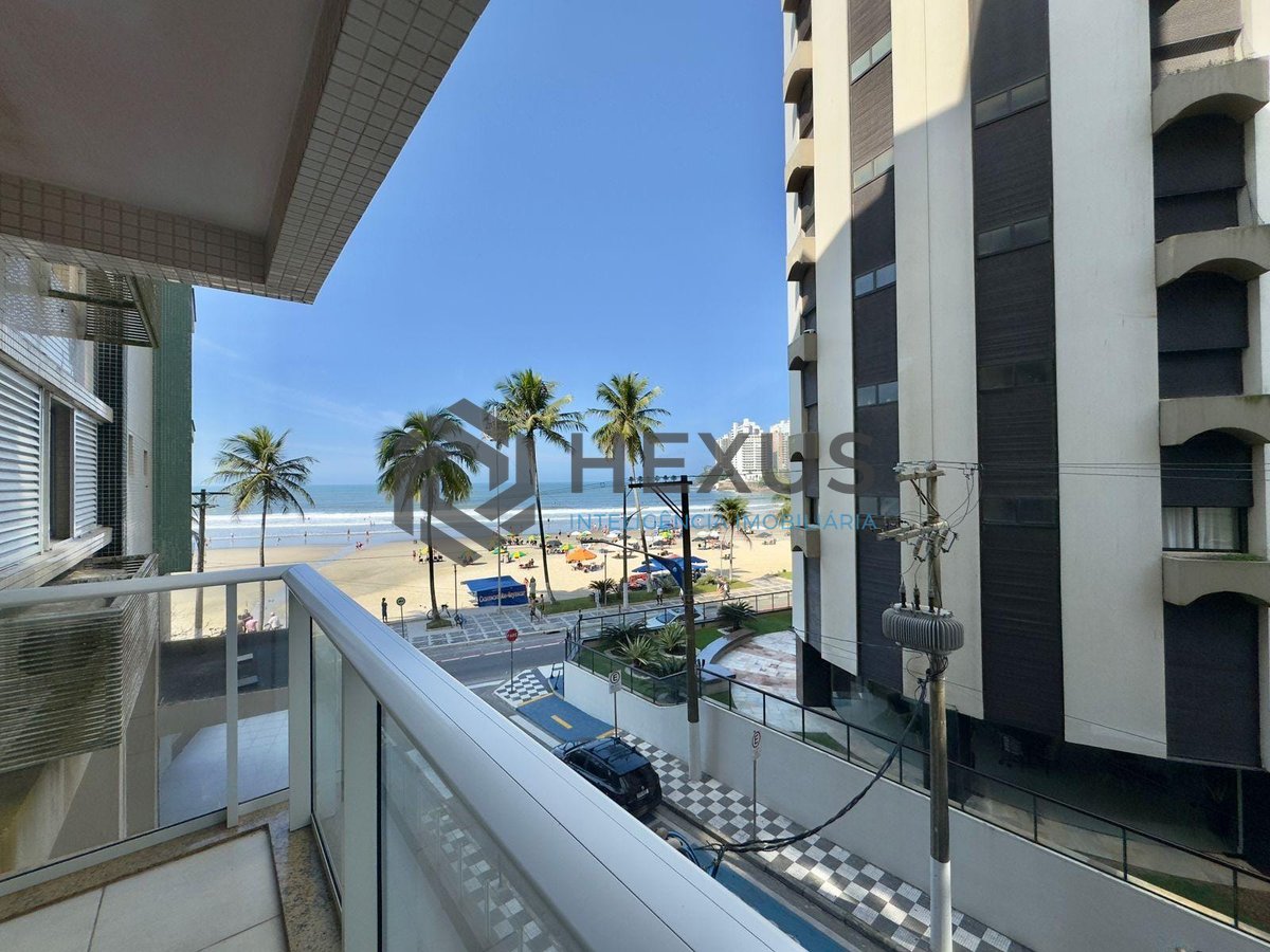 Foto 3 de Apartamento com varanda vista mar na beira mar da Praia das Asturias, Guaruja