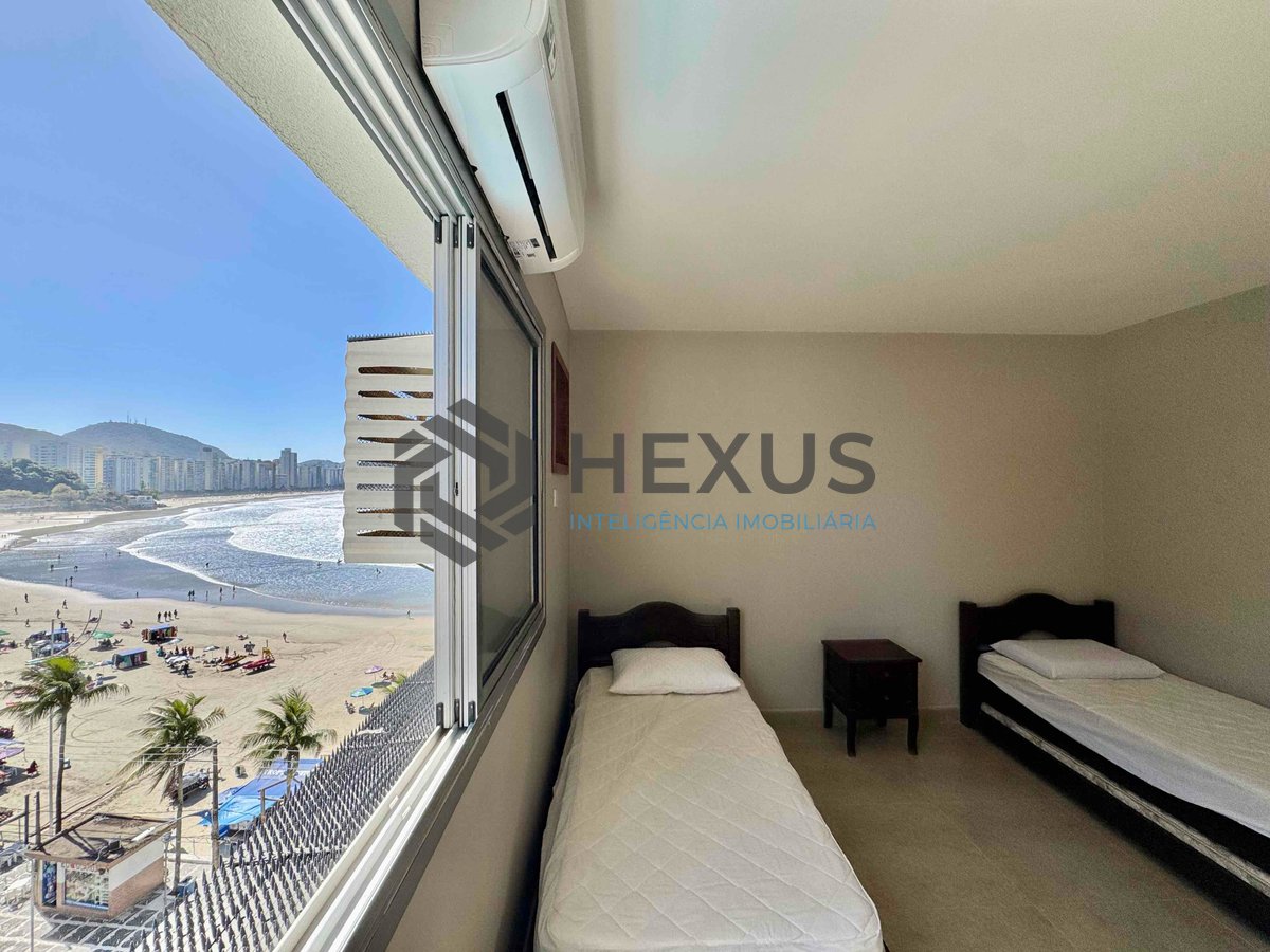 Foto 17 de Apartamento frente mar reformado com varanda na Praia das Asturias, Guaruja