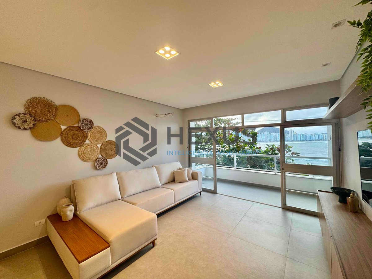 Foto 7 de Apartamento frente mar reformado com varanda vista mar na Praia das Asturias, Guaruja