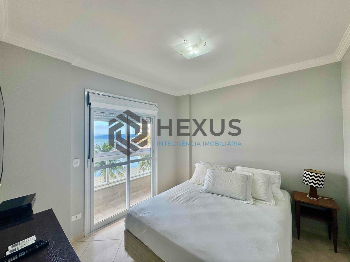 Foto 17 de Apartamento reformado frente mar com varanda gourmet vista mar e lazer na Praia das Asturias, Guaruja