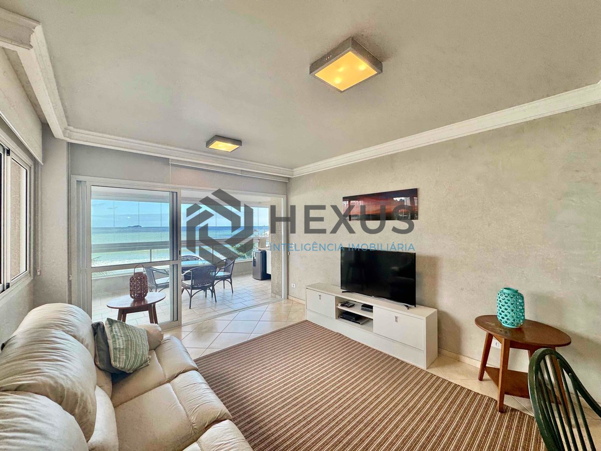 Foto 8 de Apartamento reformado frente mar com varanda gourmet vista mar e lazer na Praia das Asturias, Guaruja