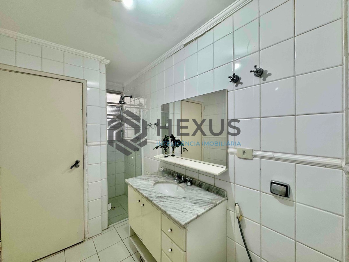 Foto 4 de Apartamento com vista mar na beira mar da Praia das Asturias, Guaruja