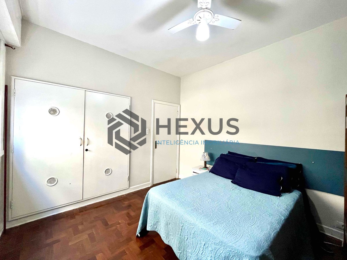 Foto 12 de Apartamento com varanda e vista mar na quadra-mar da Praia das Pitangueiras de 3 quartos, 1 vaga, Guarujá-SP.