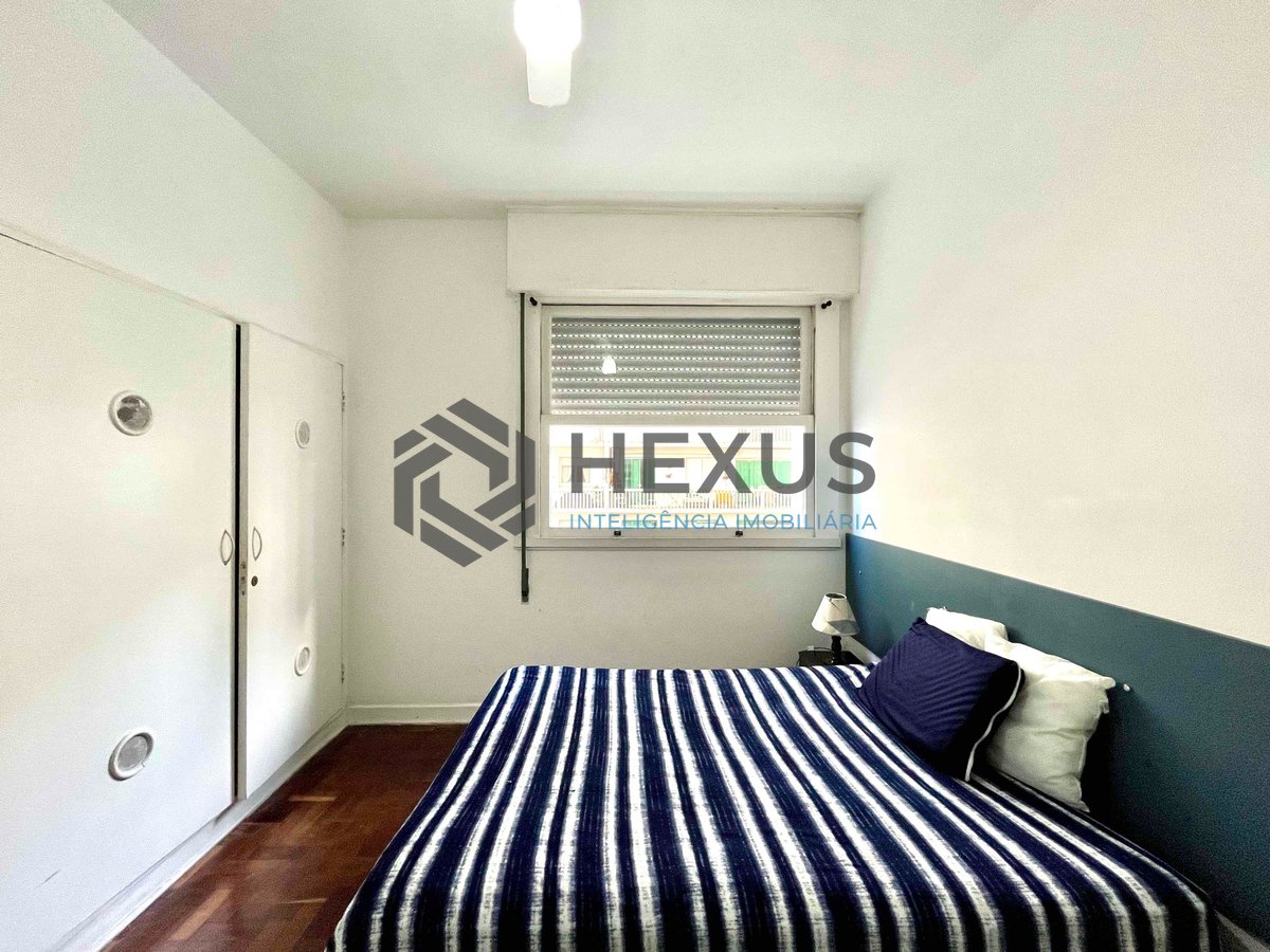 Foto 14 de Apartamento com varanda e vista mar na quadra-mar da Praia das Pitangueiras de 3 quartos, 1 vaga, Guarujá-SP.