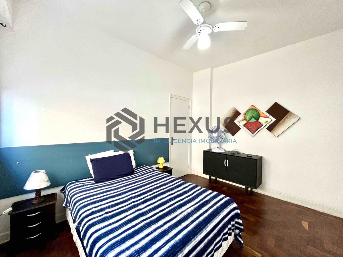 Foto 15 de Apartamento com varanda e vista mar na quadra-mar da Praia das Pitangueiras de 3 quartos, 1 vaga, Guarujá-SP.