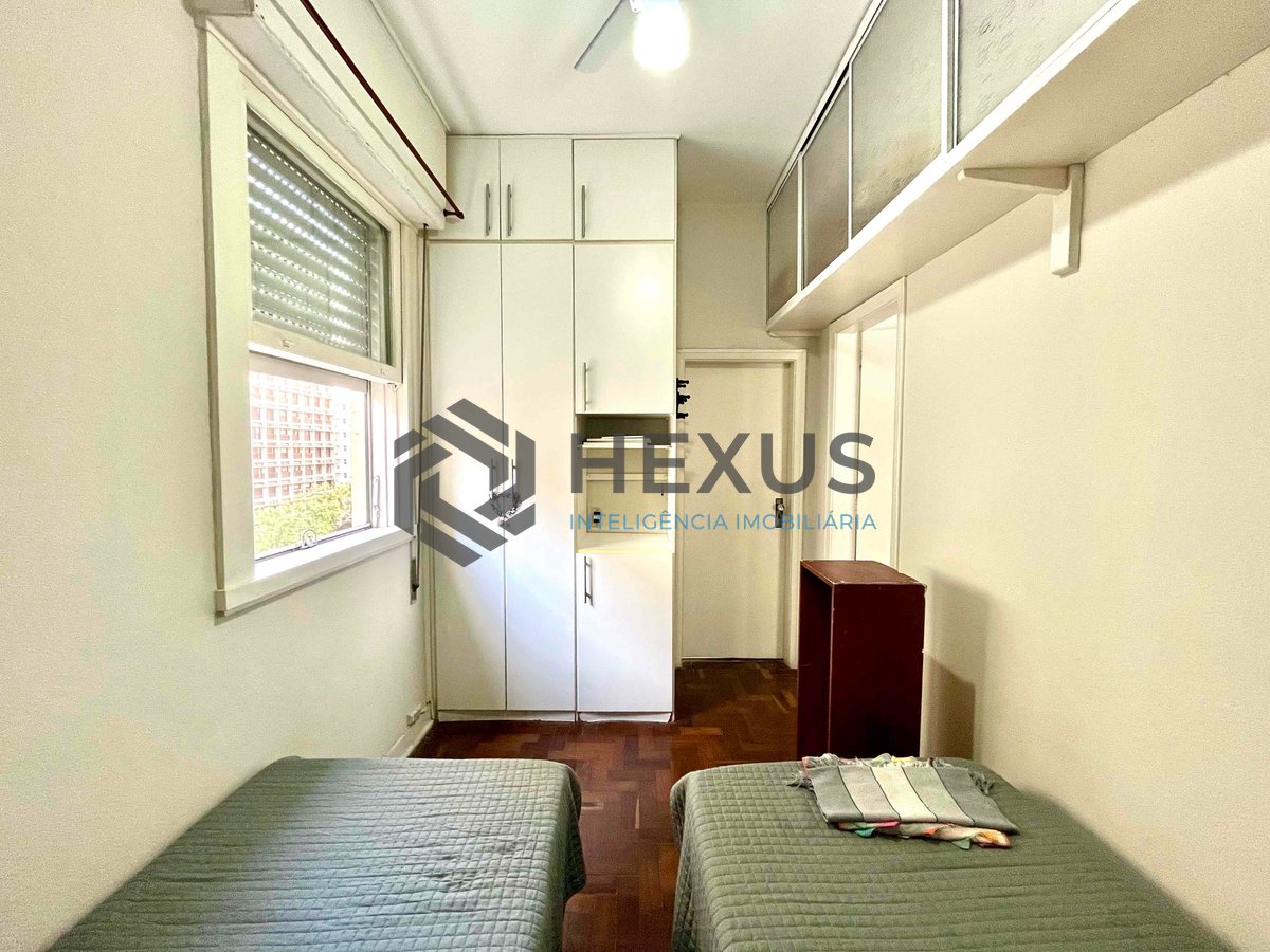 Foto 18 de Apartamento com varanda e vista mar na quadra-mar da Praia das Pitangueiras de 3 quartos, 1 vaga, Guarujá-SP.
