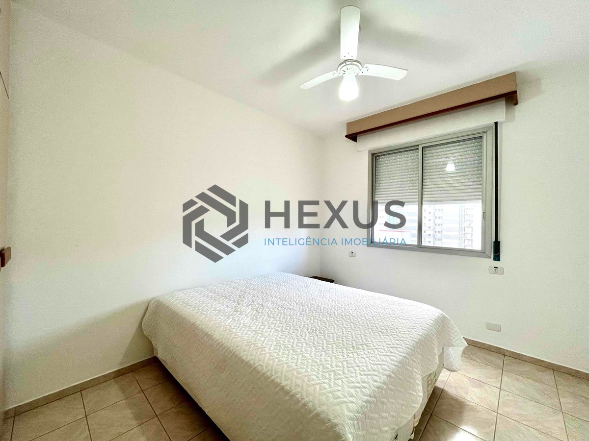 Foto 7 de Apartamento frente rua com varanda a uma quadra da Praia das Pitangueiras, Guaruja