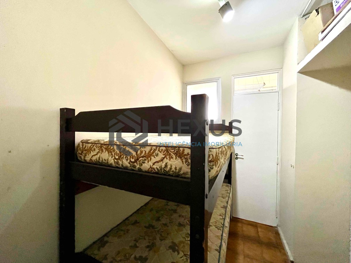 Foto 17 de Apartamento com varanda a uma quadra da Praia das Pitangueiras de 2 quartos, 1 vaga, Guarujá-SP.