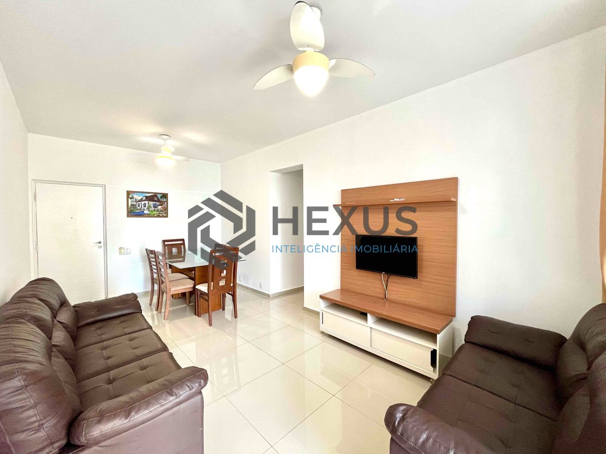 Foto 5 de Apartamento com varanda a uma quadra da Praia das Pitangueiras de 2 quartos, 1 vaga, Guarujá-SP.