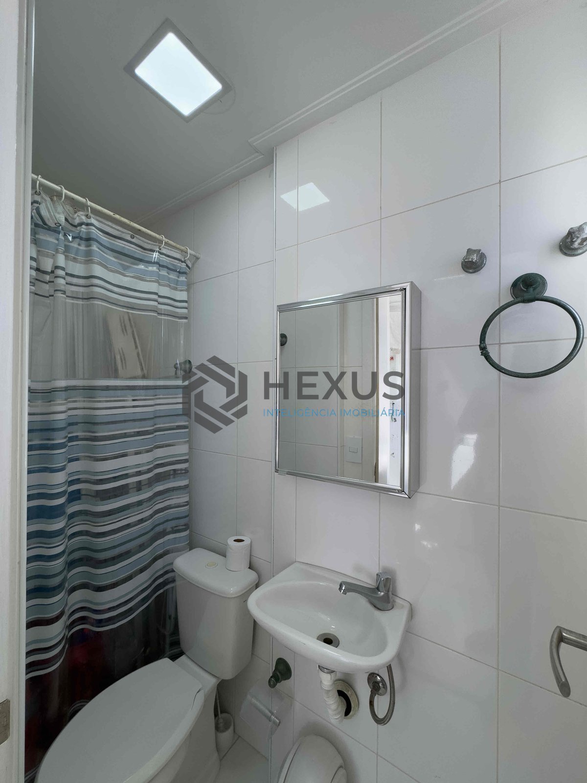 Foto 25 de Apartamento com varanda gourmet vista mar e lazer na beira mar da Praia das Pitangueiras, Guaruja