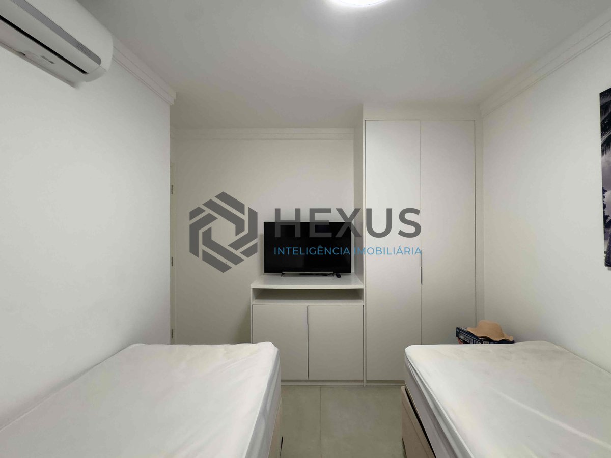 Foto 27 de Apartamento reformado com varanda gourmet e lazer na Praia das Pitangueiras, Guaruja