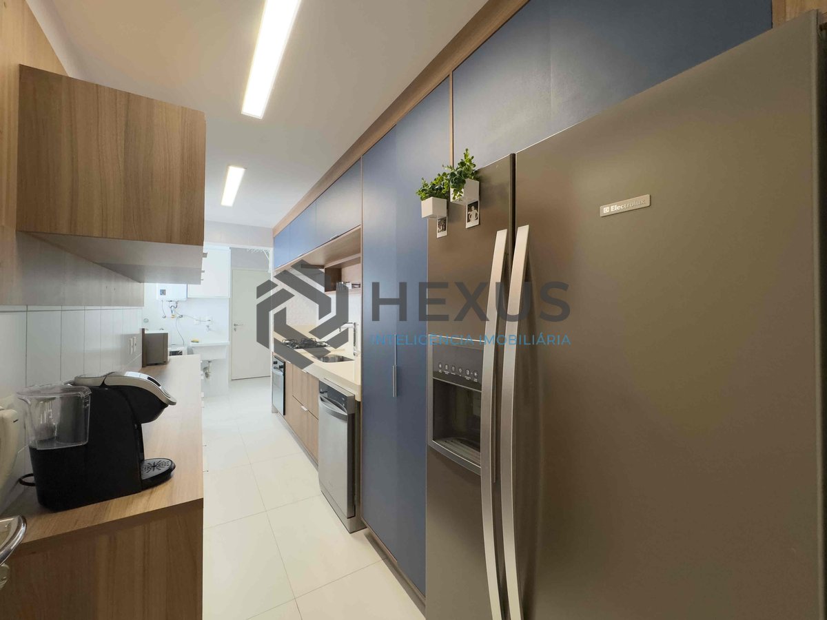 Foto 31 de Apartamento reformado com varanda gourmet e lazer na Praia das Pitangueiras, Guaruja