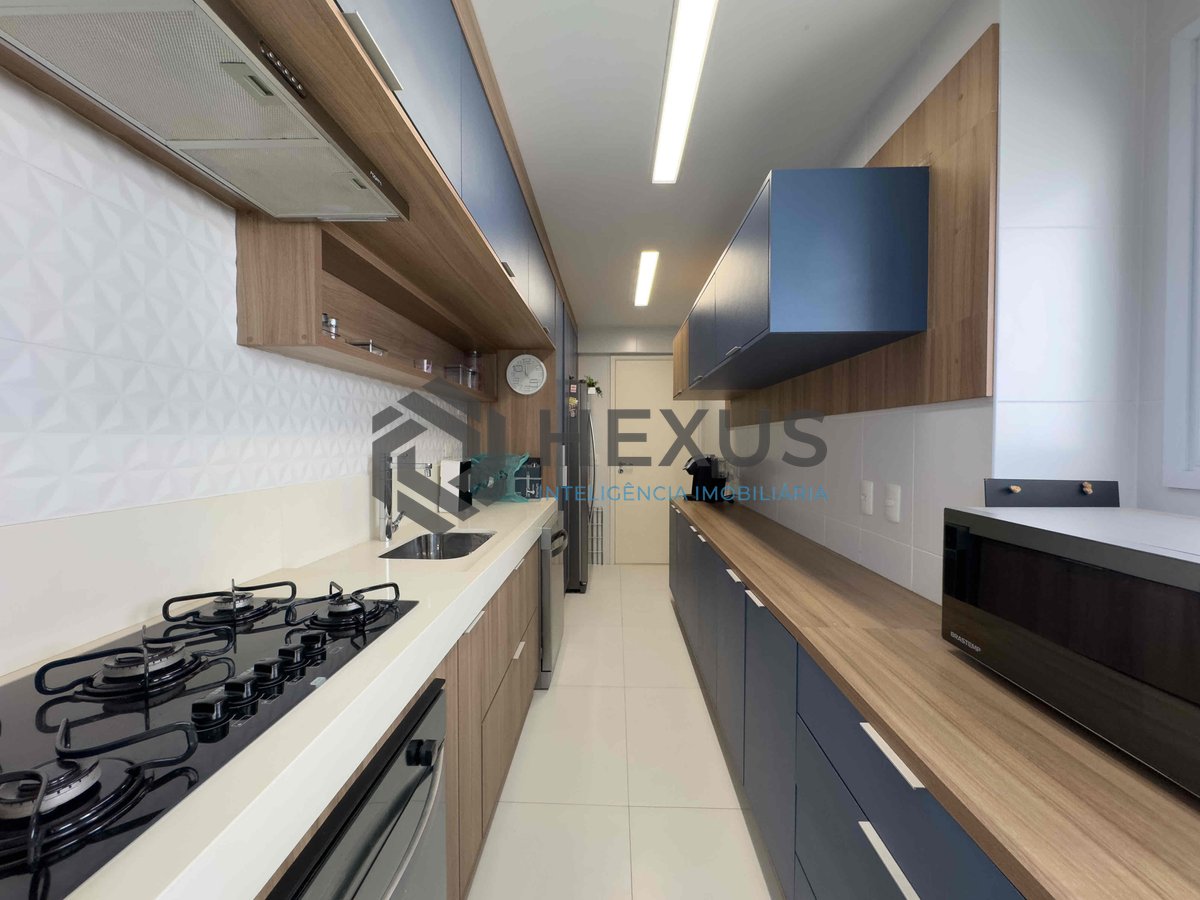 Foto 33 de Apartamento reformado com varanda gourmet e lazer na Praia das Pitangueiras, Guaruja