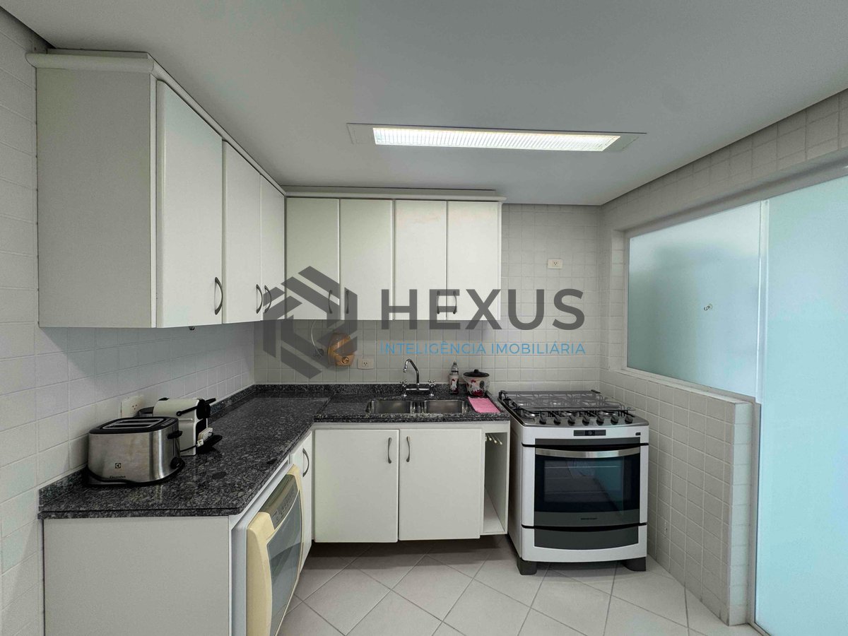 Foto 32 de Apartamento frente mar com varanda gourmet e lazer na Praia das Pitangueiras, Guaruja