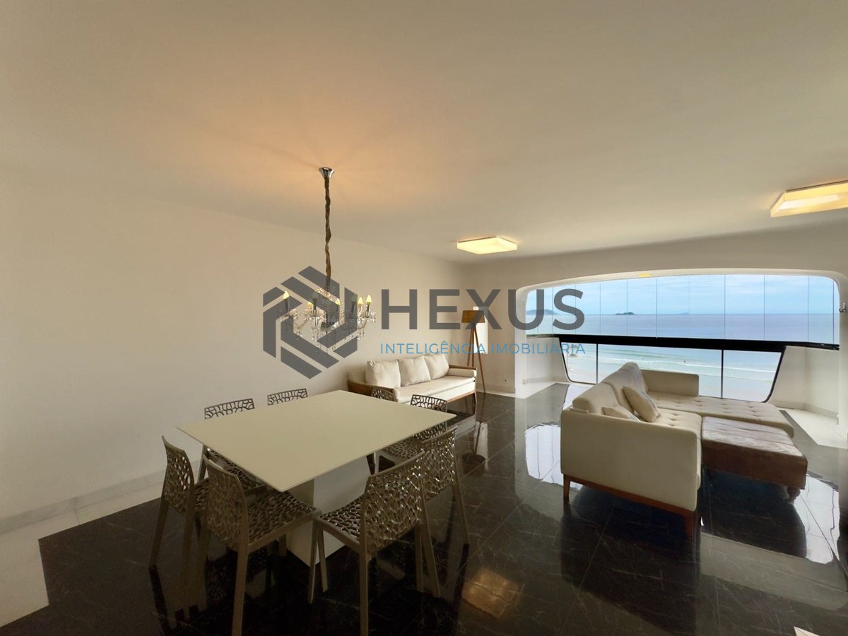 Foto 8 de Apartamento reformado frente mar com varanda vista mar na Praia das Asturias, Guaruja