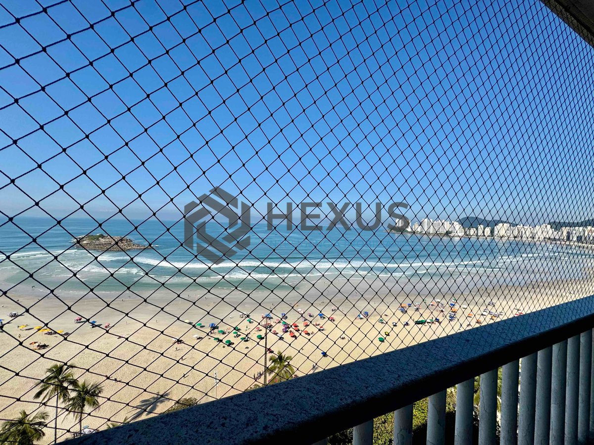 Foto 10 de Apartamento frente mar com varanda e vista mar na Praia das Pitangueiras, Guaruja