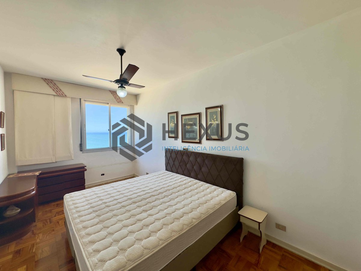 Foto 24 de Apartamento frente mar com varanda e vista na Praia das Pitangueiras, Guaruja