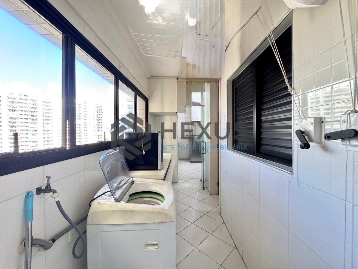 Foto 11 de Apartamento à venda, Jardim Astúrias, Guarujá, SP