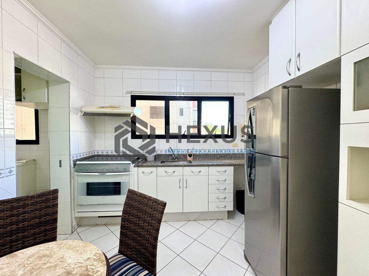 Foto 3 de Apartamento à venda, Jardim Astúrias, Guarujá, SP