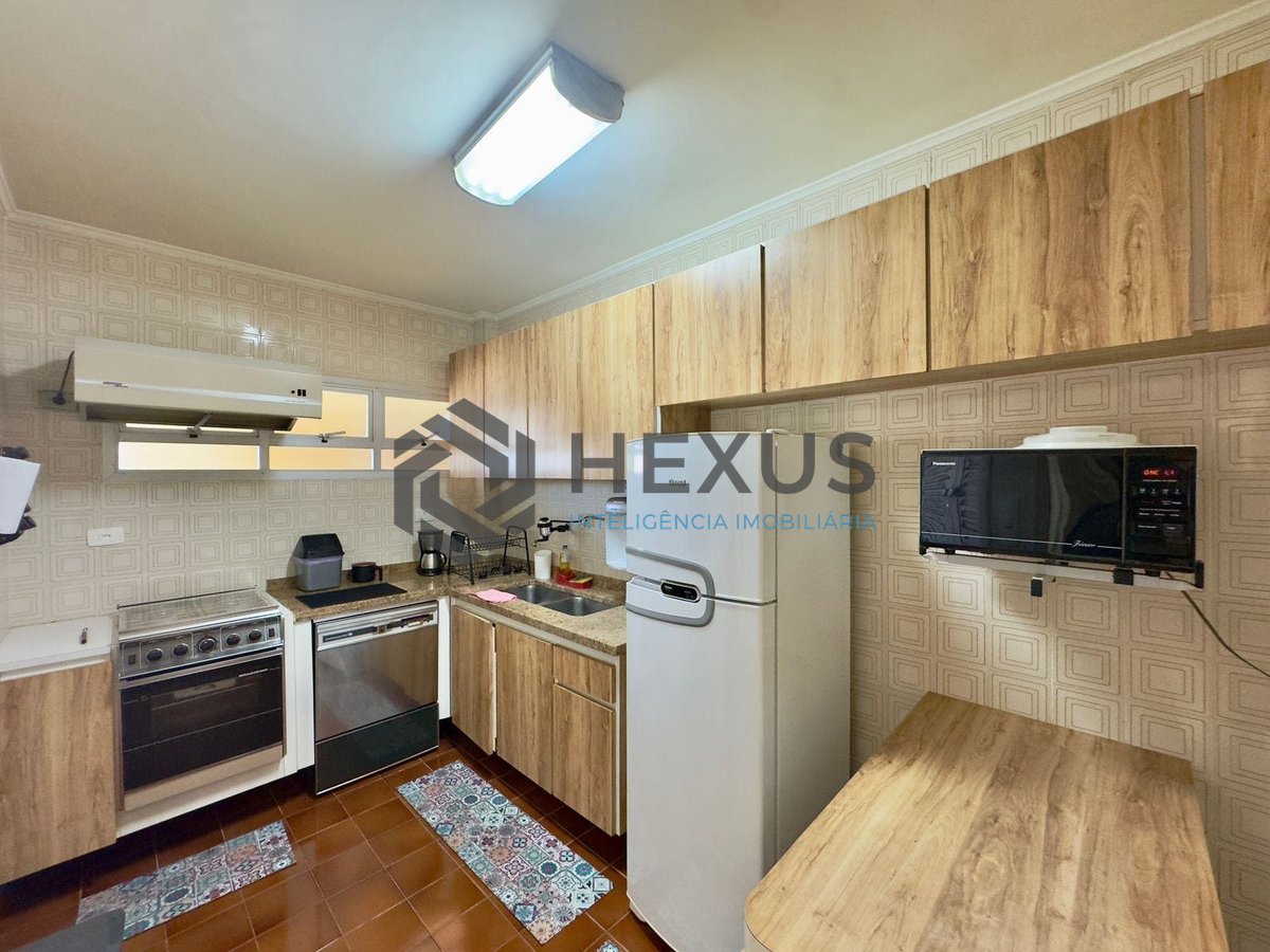 Foto 18 de Apartamento à venda na Praia das Pitangueiras com 3 Quartos ( 1 Suíte ) e 2 Vagas.