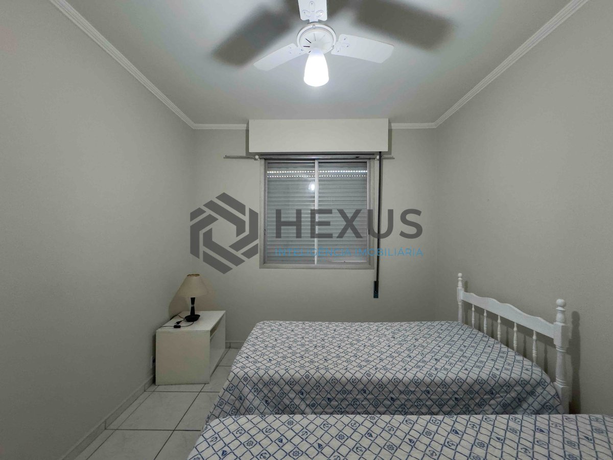 Foto 14 de Apartamento com varanda e vista mar a uma quadra da Praia das Pitangueiras de 3 quartos, 1 vaga, Guarujá-SP.