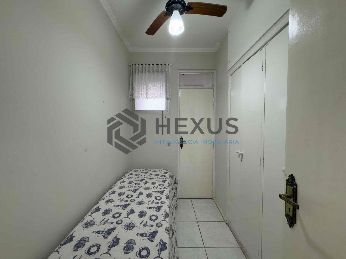 Foto 19 de Apartamento com varanda e vista mar a uma quadra da Praia das Pitangueiras de 3 quartos, 1 vaga, Guarujá-SP.