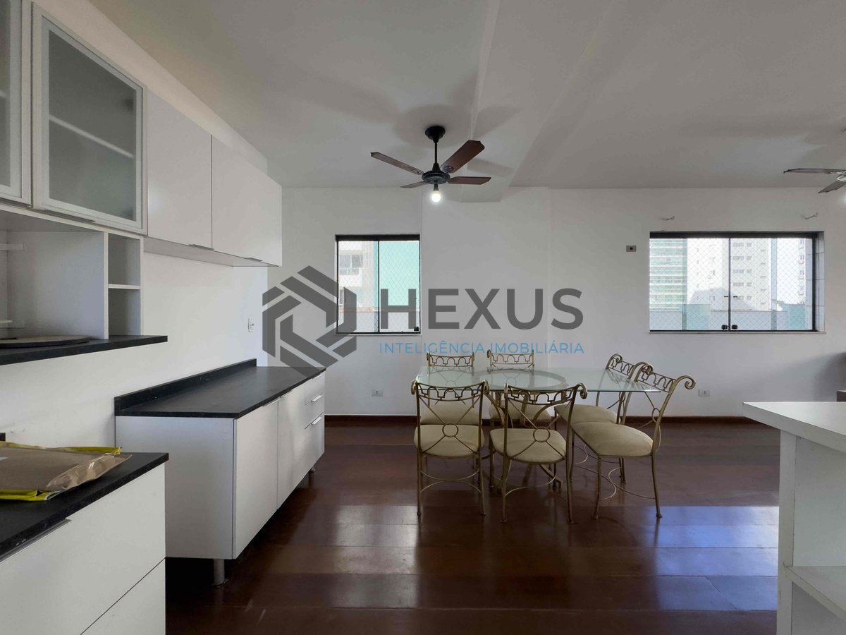 Foto 9 de Apartamento com varanda, lazer, duas quadras da Praia das Pitangueiras, Guaruja | Hexus Inteligência Imobiliária