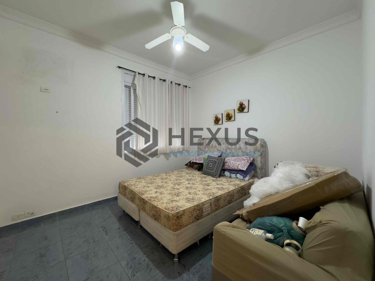 Foto 11 de Apartamento com varanda e vista mar na beira mar da Praia das Pitangueiras, Guaruja