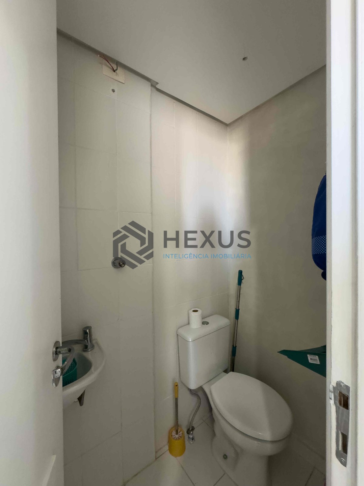 Foto 35 de Apartamento com varanda gourmet em prédio novo com lazer a uma quadra da Praia das Astúrias, Guaruja