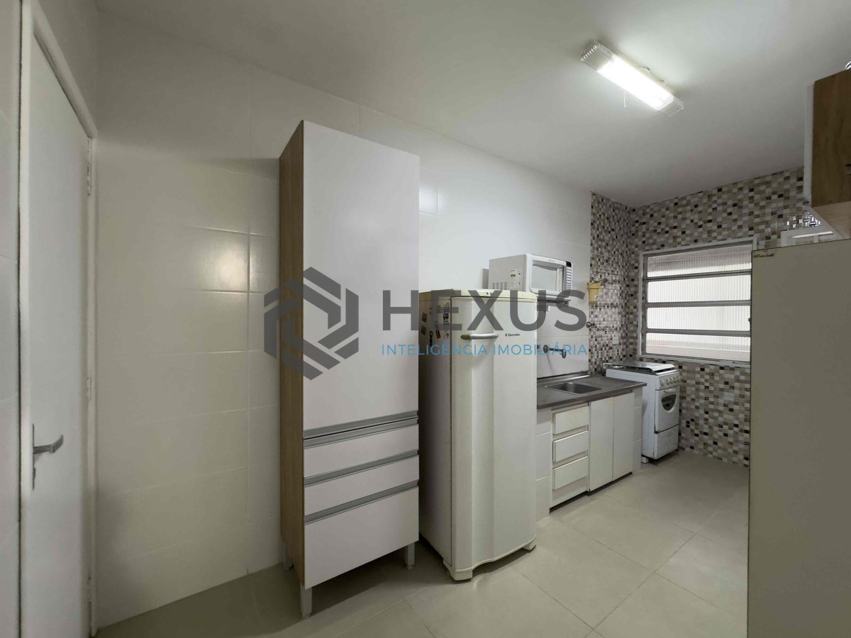 Foto 14 de Apartamento na Praia das Pitangueiras de 2 quartos com 1 vaga, Guarujá-SP.